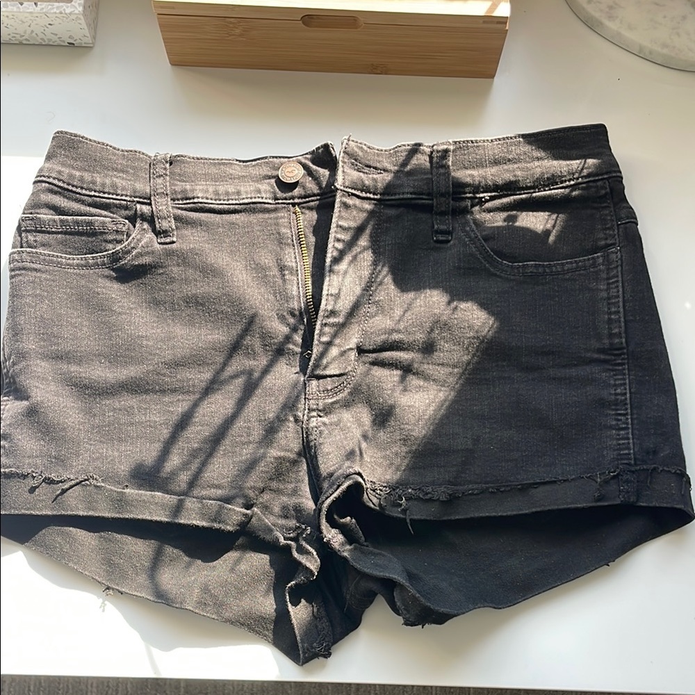 Hollister Shorts size 9